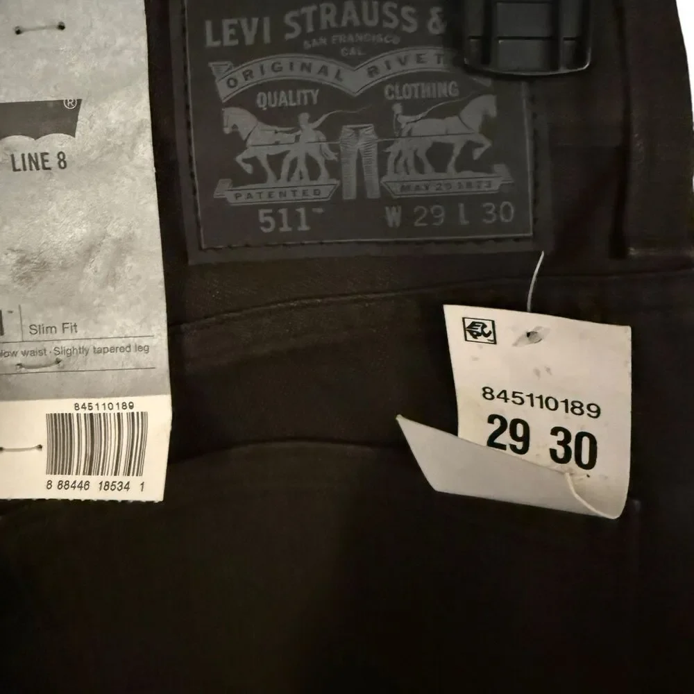 NWT Levis 511 Slim Fit men's comfy Stretch Jeans black 29x30 denim